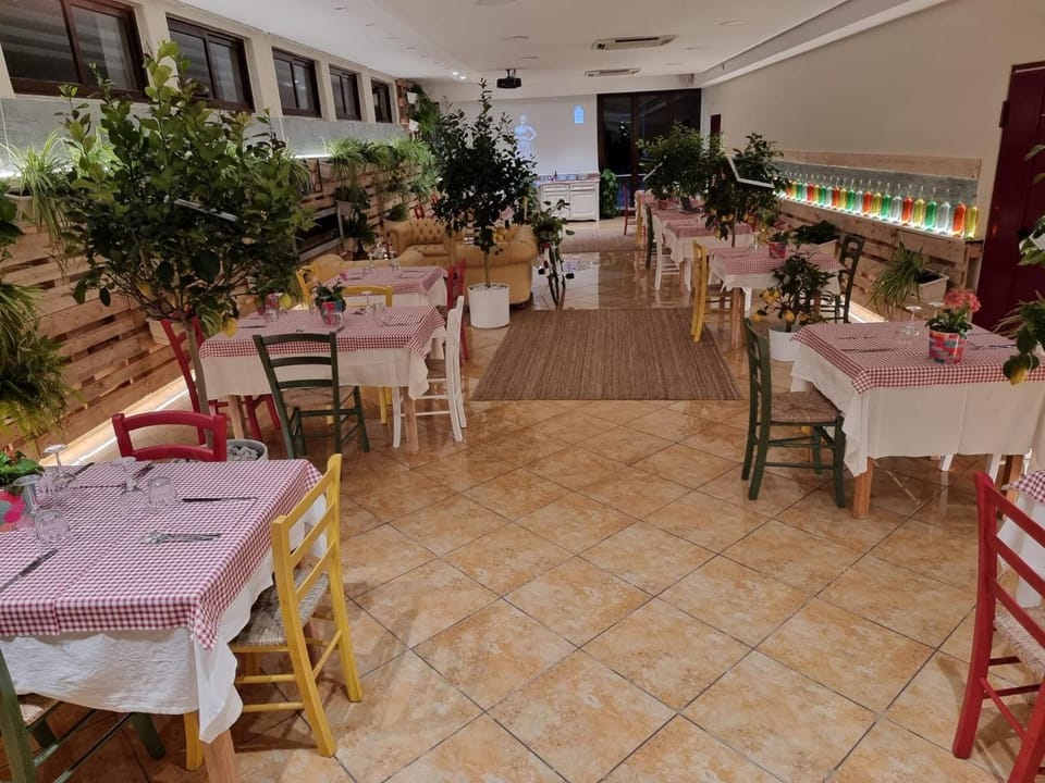 Ranch Palace Hotel Hotel in Naples