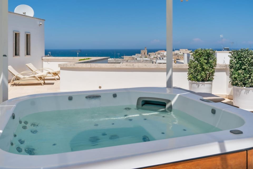 Relais Valle Dell'Idro - Rooftop & Sea View, Otranto Hotel in Otranto