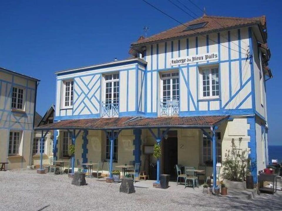 Auberge du Vieux Puits Hotel in Dieppe