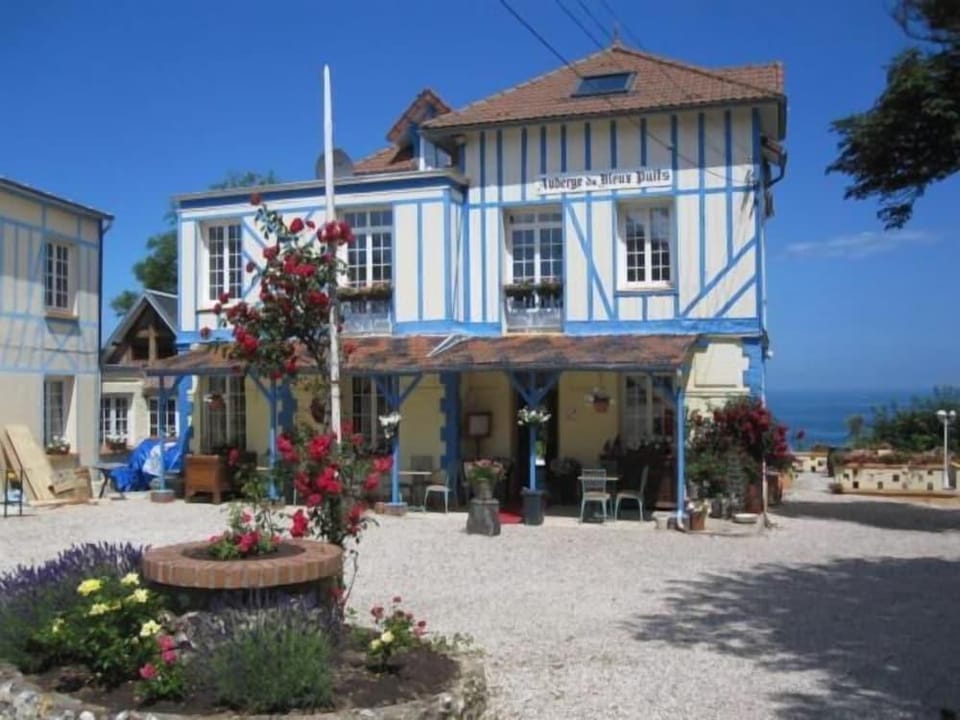 Auberge du Vieux Puits Hotel in Dieppe