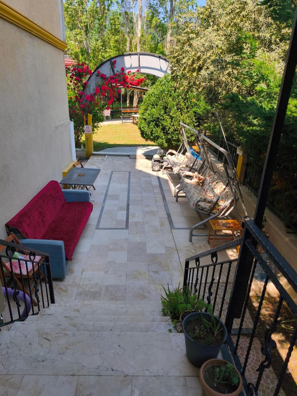 Saglık Apart Pansiyon Apartment hotel in Turkey