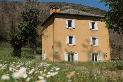 Lou Prat Hotel in Auvergne-Rhône-Alpes