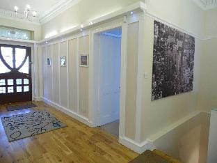 Spacious 3 bedroom apt in the heart of Finnieston Hotel in Glasgow