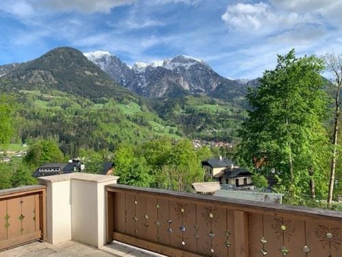 Alpenvilla Berchtesgaden Appartements Hotel in Berchtesgaden