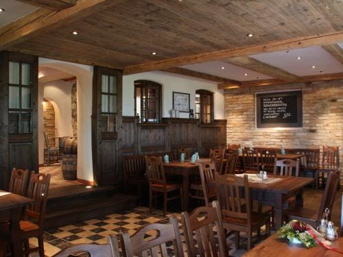 Berggasthof Hotel Duftbrau I Ruhige Alleinlage I Mitten im Grunen Hotel in Salzburgerland