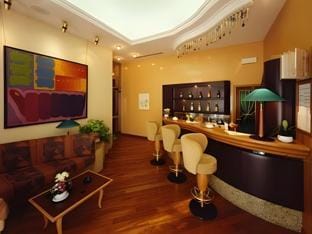 Bar/lounge