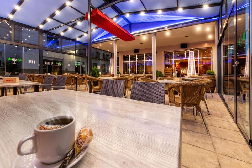 Bar/lounge