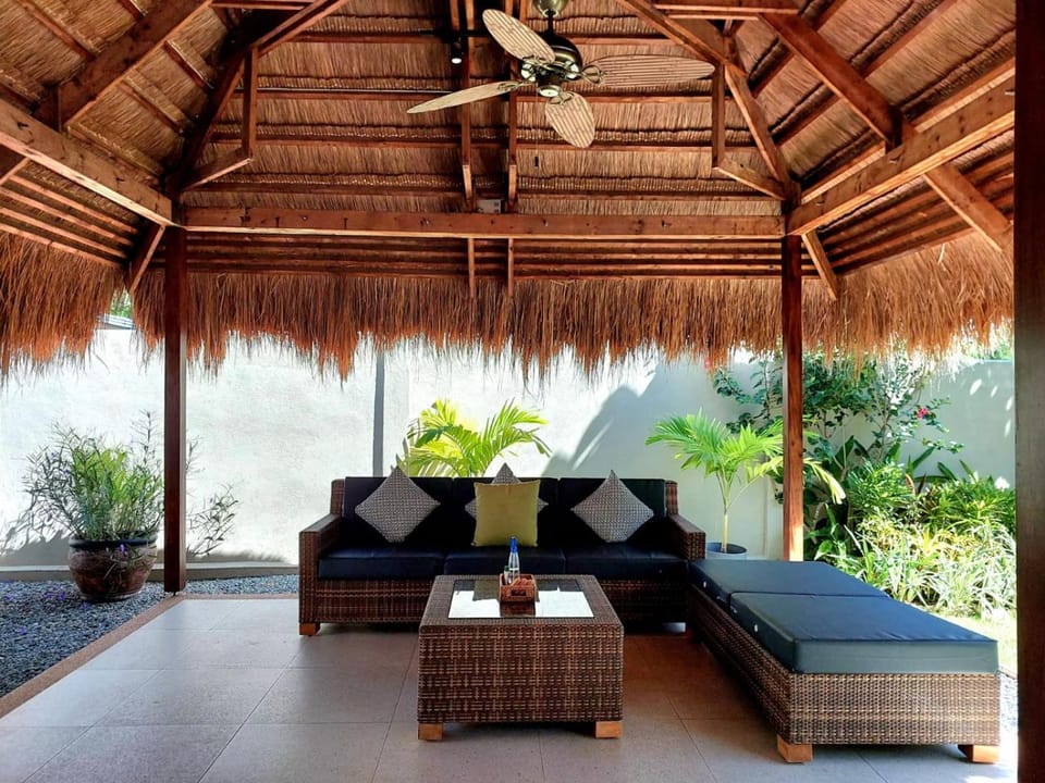 Halamanan Residences Resort in Panglao