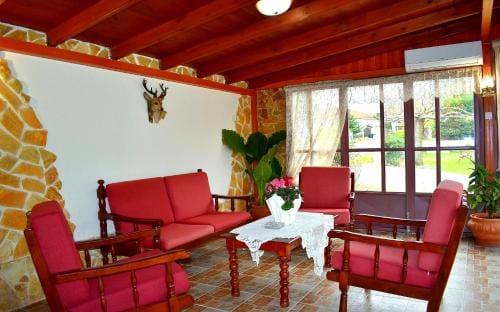 Relax pozar Hotel in Decentralized Administration of Macedonia and Thrace