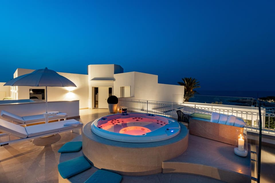 Hot tub