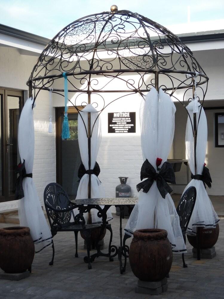 Myrtles Retreat Lodge in Western Cape
