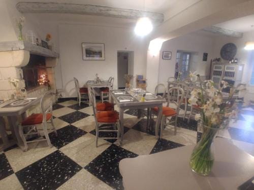 L'Aiguebelle Hotel in Provence-Alpes-Côte d'Azur
