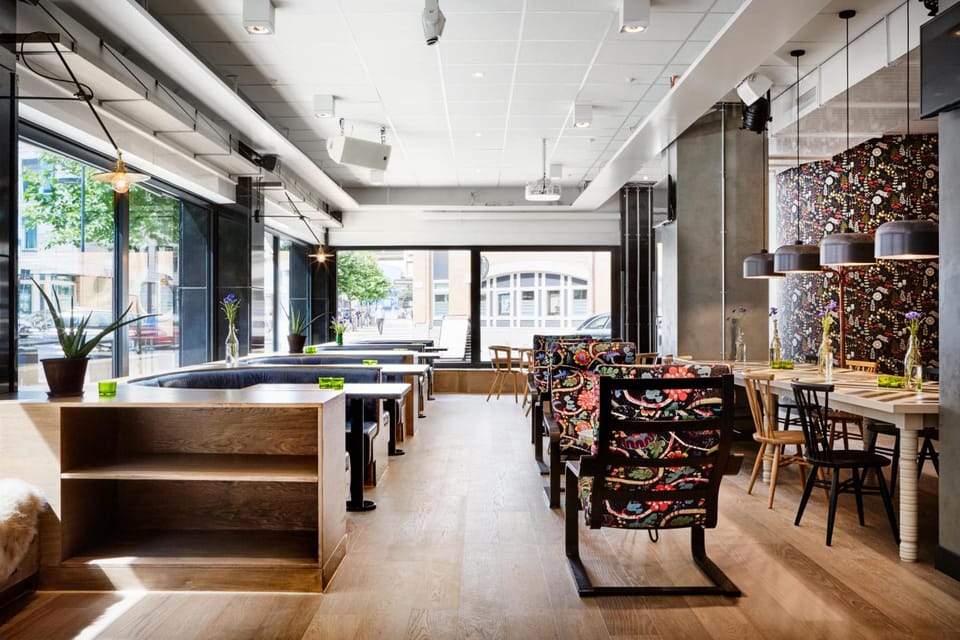 Bar/lounge