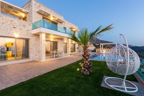 Blue Horizon Luxury Villas Hotel in Crete