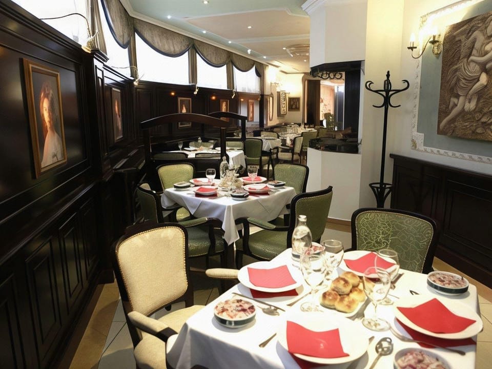 Queen's Astoria Design Hotel Hotel in Belgrade