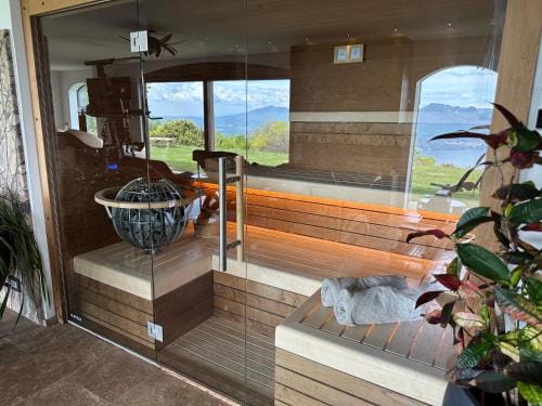 Private Luxury Spa & Silence Retreat with Spectacular View over the Lake Maggiore Hotel in Canton of Ticino