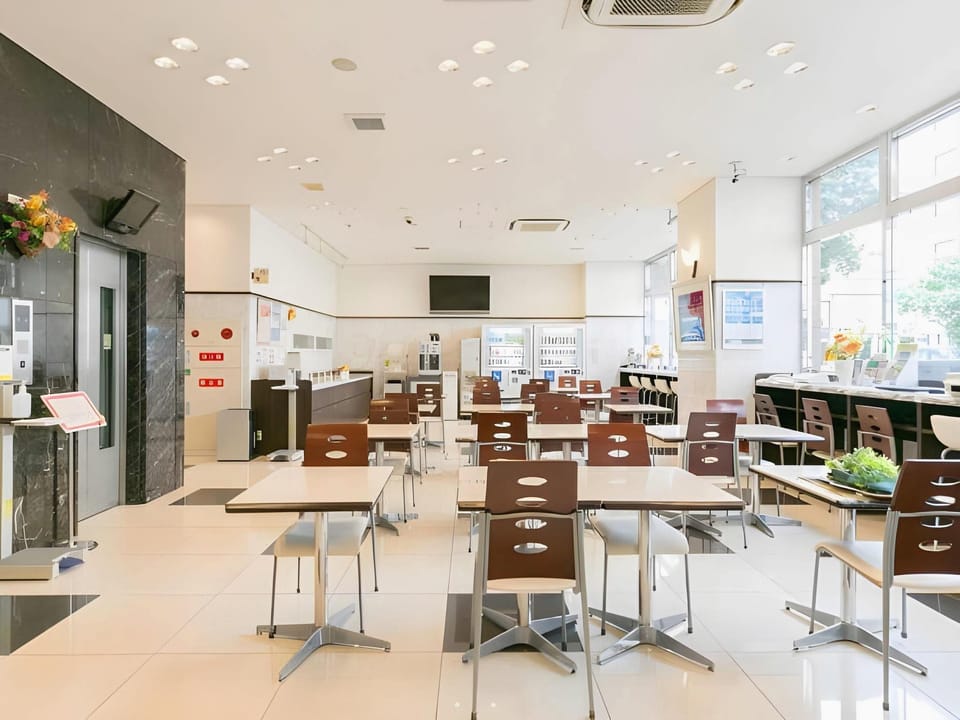 Toyoko Inn Osaka Kadoma-shi Ekimae Hotel in Osaka