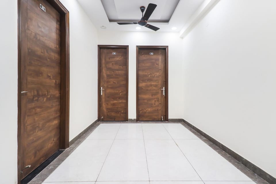 Collection O Green Leaf Residency Hotel in Gurugram