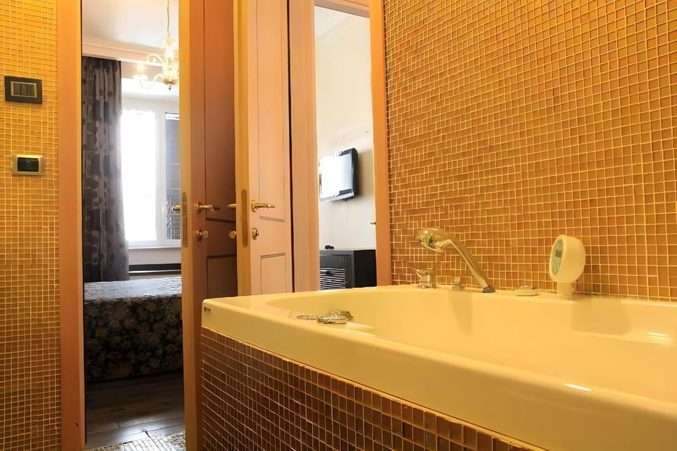 Les Chambres D'Or Hotel Hotel in Rome