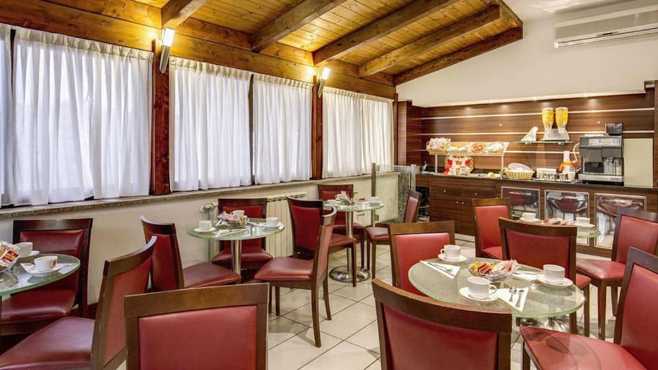 The Strand Hotel Hotel in Rome