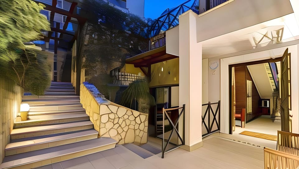 The Strand Hotel Hotel in Rome
