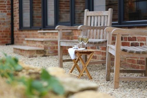 Hedges House Hotel in Aylesbury Vale
