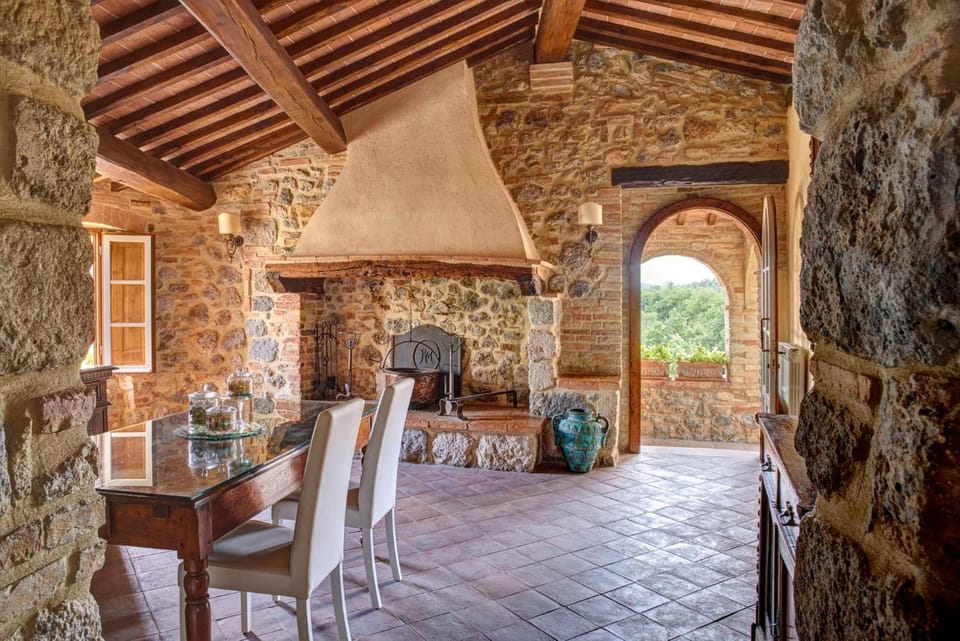Antica Dimora Hotel in Tuscany