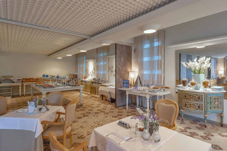 Olivi Hotel & Natural spa Hotel in Sirmione