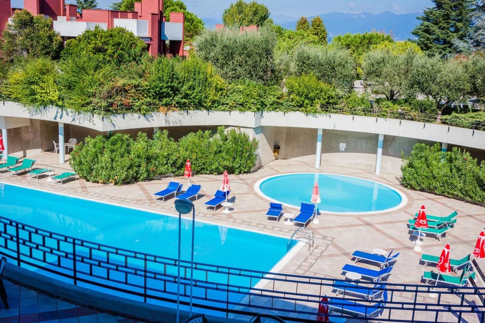 Hotel Residence Holiday Hotel in Sirmione