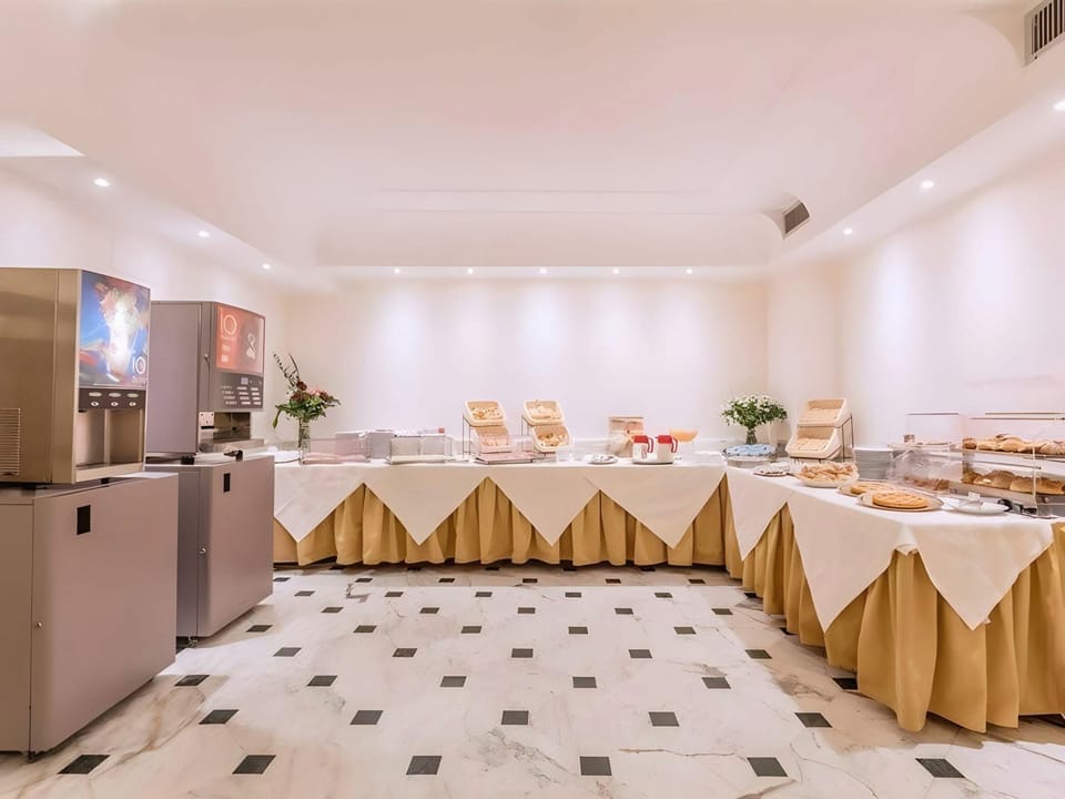 Raeli Hotel Noto Hotel in Rome