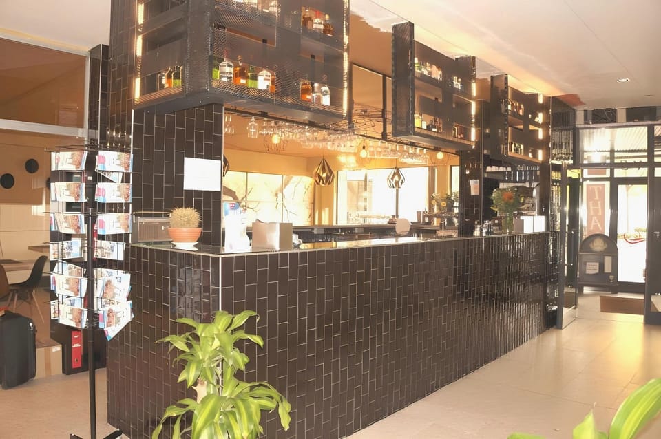 Escale Hotel Hotel in Saint-Gilles