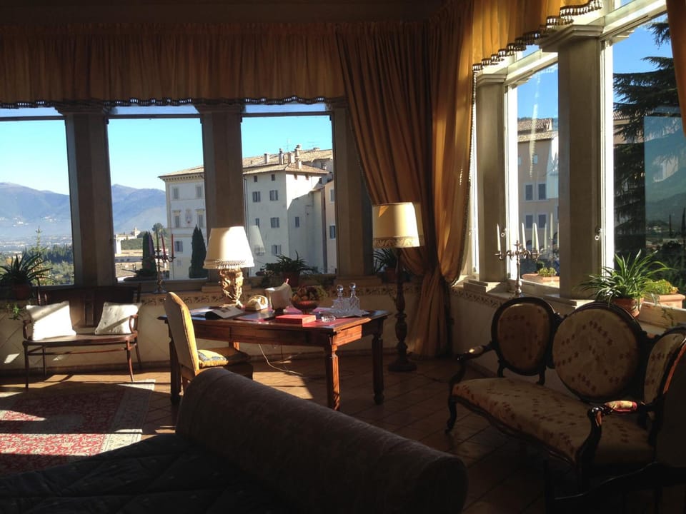 Palazzo Dragoni Hotel in Spoleto