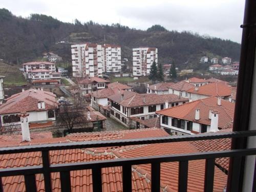 Апартхотел "Старият Град" в етнографски комплекс Hotel in Decentralized Administration of Macedonia and Thrace