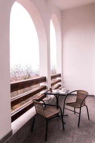 Hotel Cider&Squash, Grncarska 8, Prnjavor Hotel in Serbia