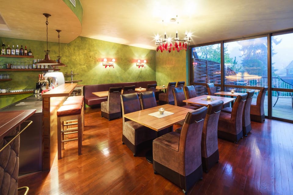 Bar/lounge
