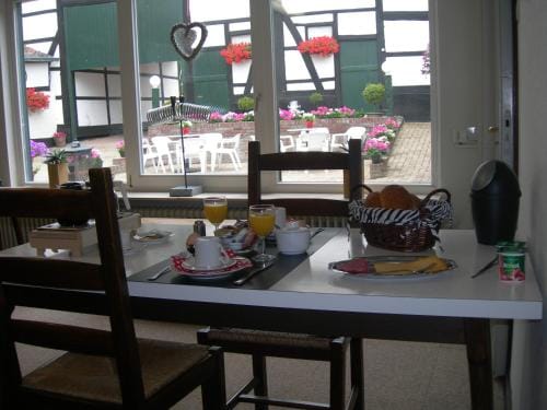 't Reijmerhofke Hotel in Limburg (province)