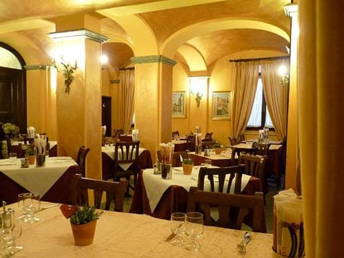Albergo Ristorante Cavallo Bianco Hotel in Piedmont