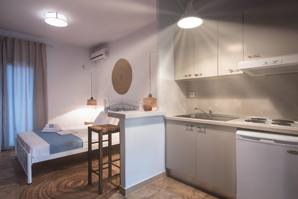 Kallisti Studios & Apartments Hotel in Euboea