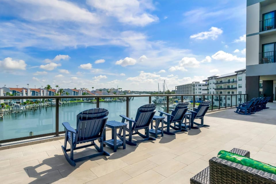 Cambria Hotel St. Petersburg-Madeira Beach Marina Hotel in Redington Beach