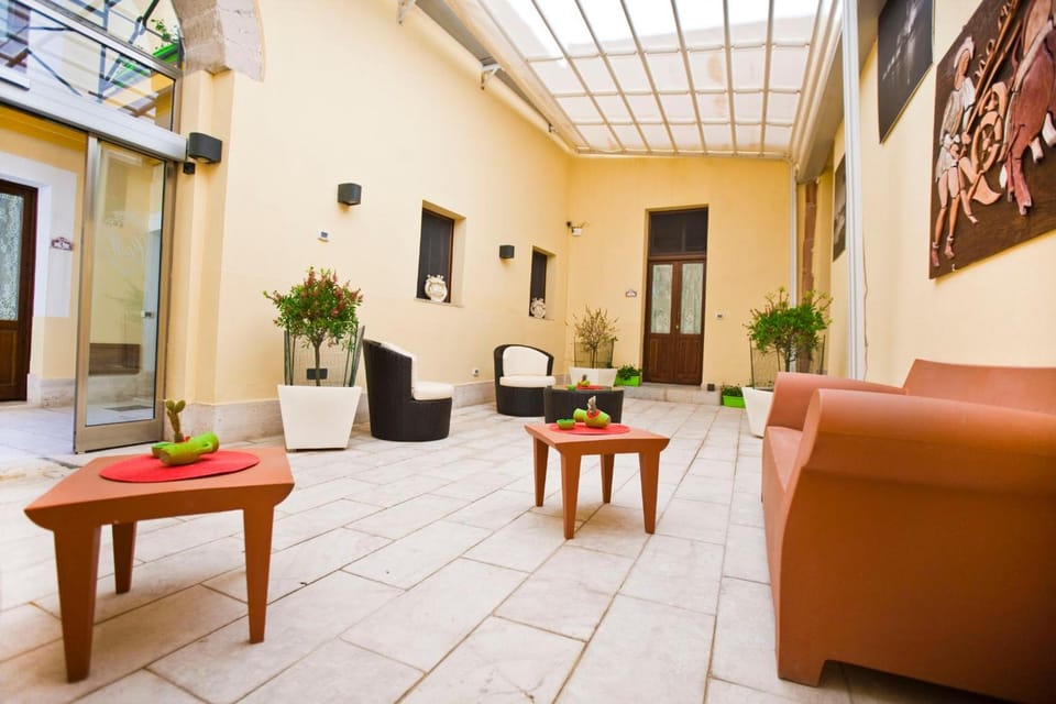 Residence Cortile Merce Apartment hotel in Trapani