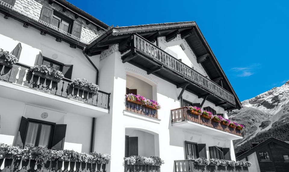 Giardino Bed & Breakfast Hotel in Saint Moritz