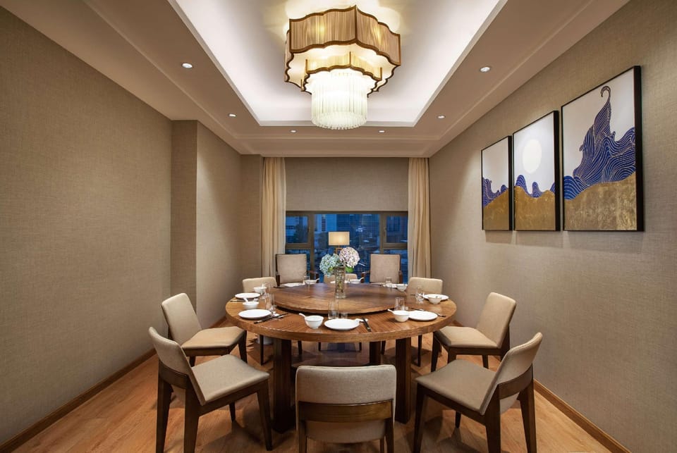 Ramada Encore by Wyndham Wuhan Caidian Hotel in Wuhan