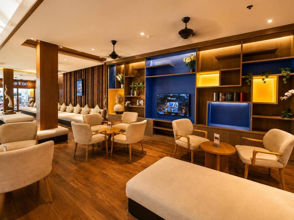 Holiday Inn Resort Phuket Surin Beach By IHG Hotel in Choeng Thale