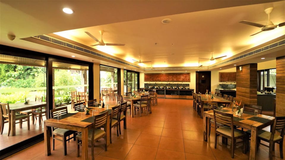 Whispering Waters Resorts Cochin Hotel in Kerala