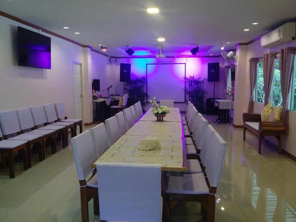 Bar/lounge