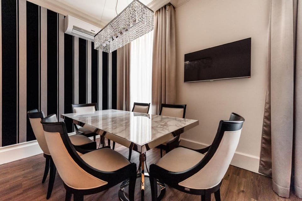Verona House Aparthotel Apartment hotel in Verona