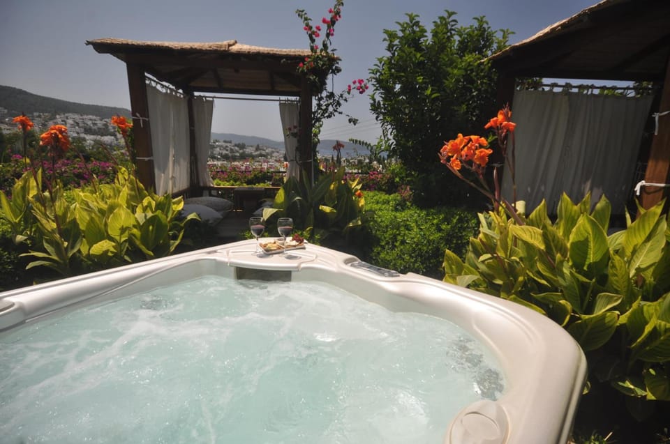 Hot tub
