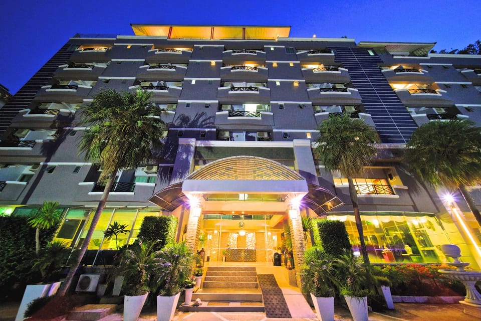 TopTen Grand Hotel Hotel in Bangkok