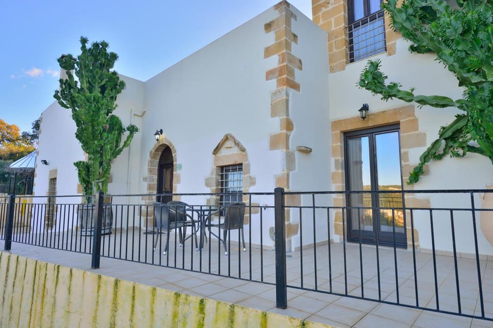Maria Villas Hotel in Crete