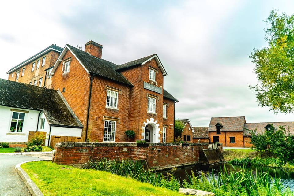 Arrow Mill- Brunning and Price Hotel in Wychavon District